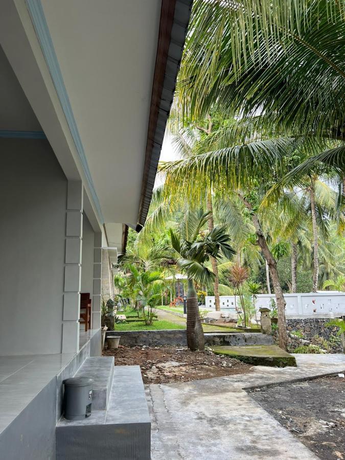 Kuta Circle Homestay Buitenkant foto