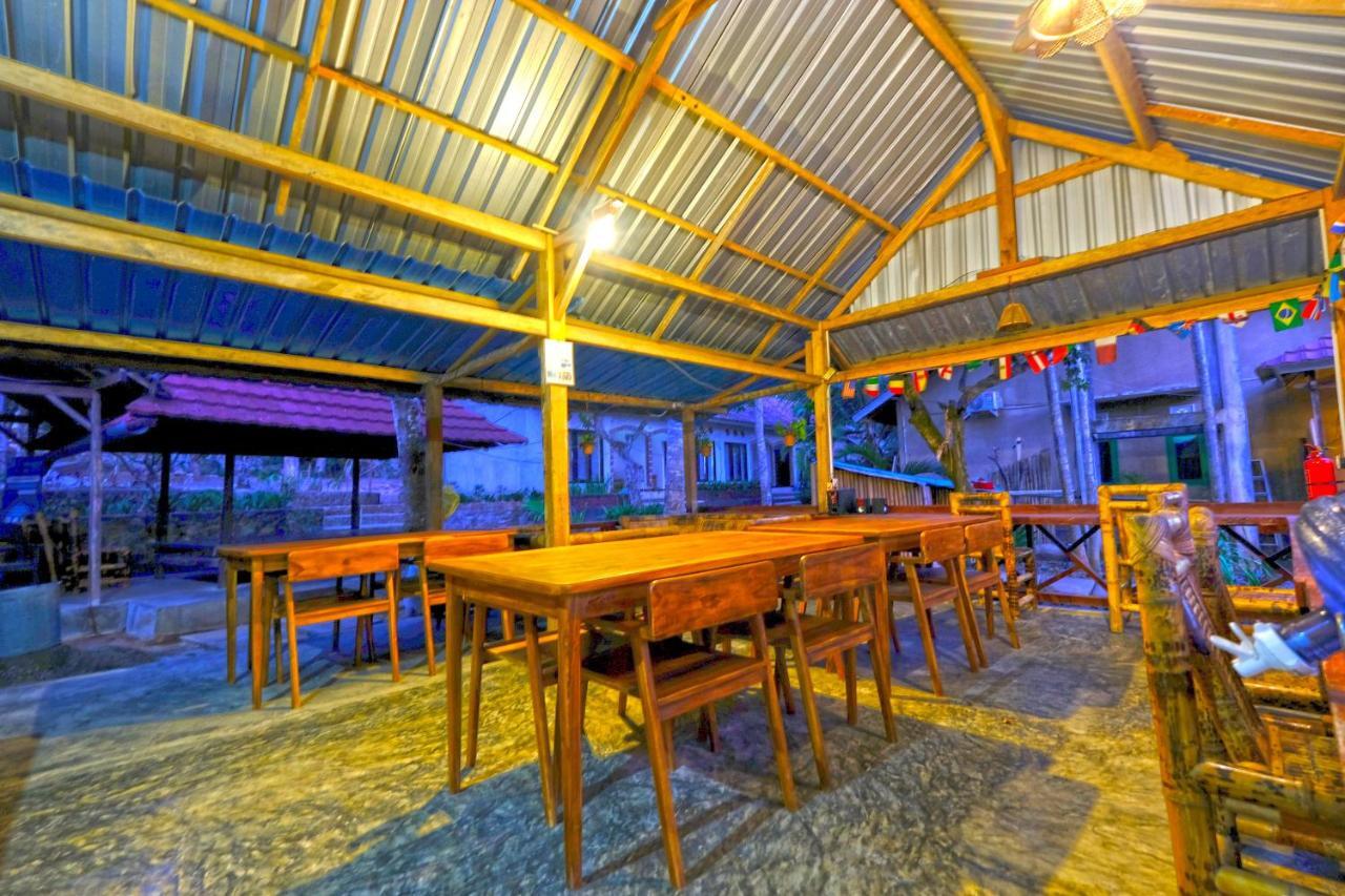 Kuta Circle Homestay Buitenkant foto